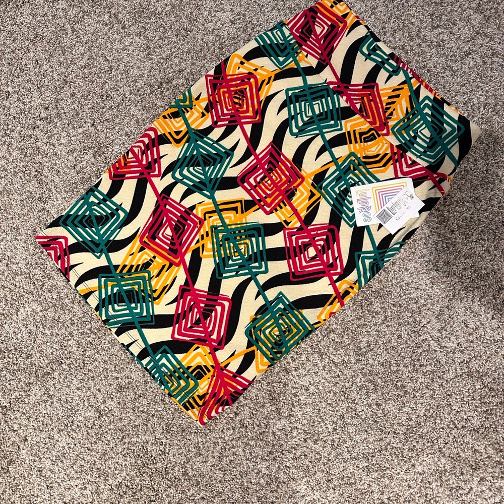 LuLaRoe Cassie Multicolor Geometric Patterned Fabric